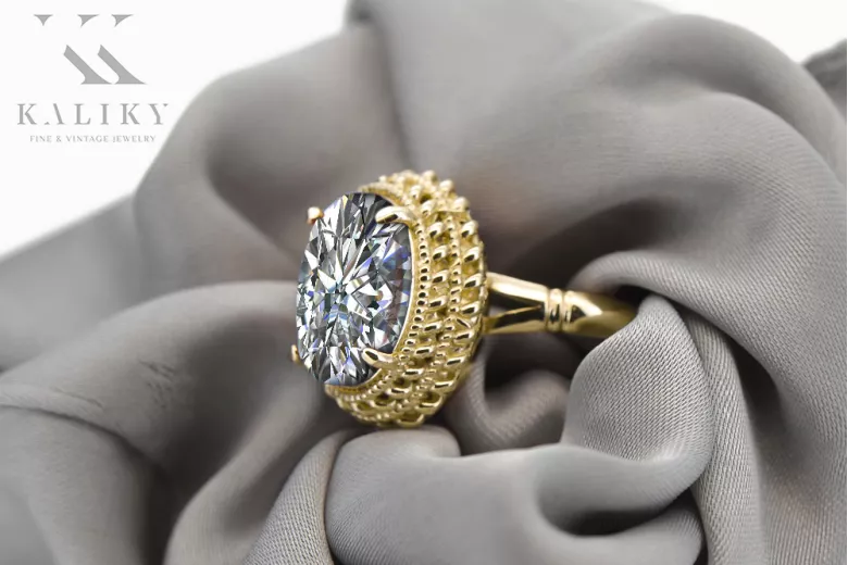 Artisanat vintage Anneau Zircon Or jaune 14 carats vrc068y